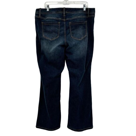 Torrid Luxe Slim Bootcut Jeans Size 18R - Picture 5 of 8